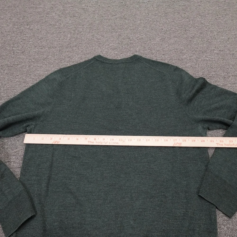 Brooks Brothers Sweater Mens Medium Green V Neck 100% Saxxon Wool Knit Pullover